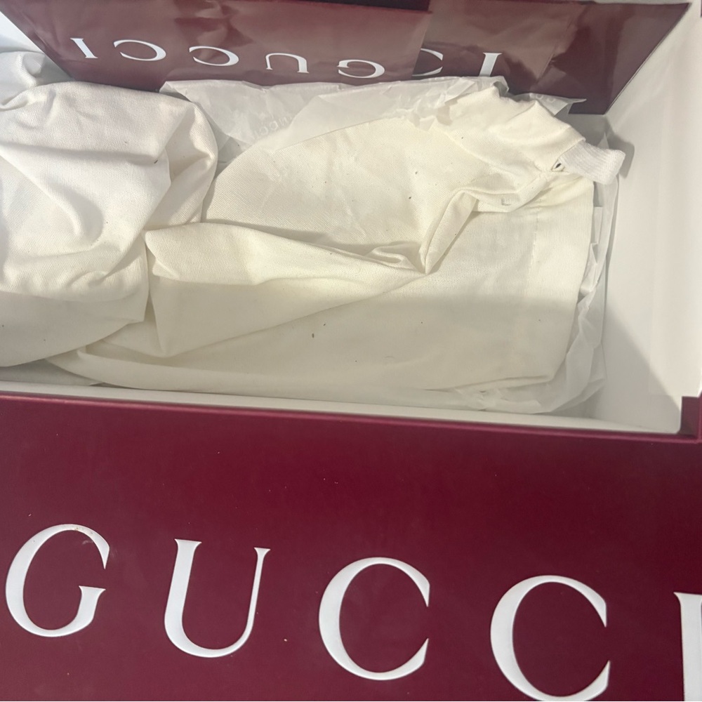 Gucci slippers